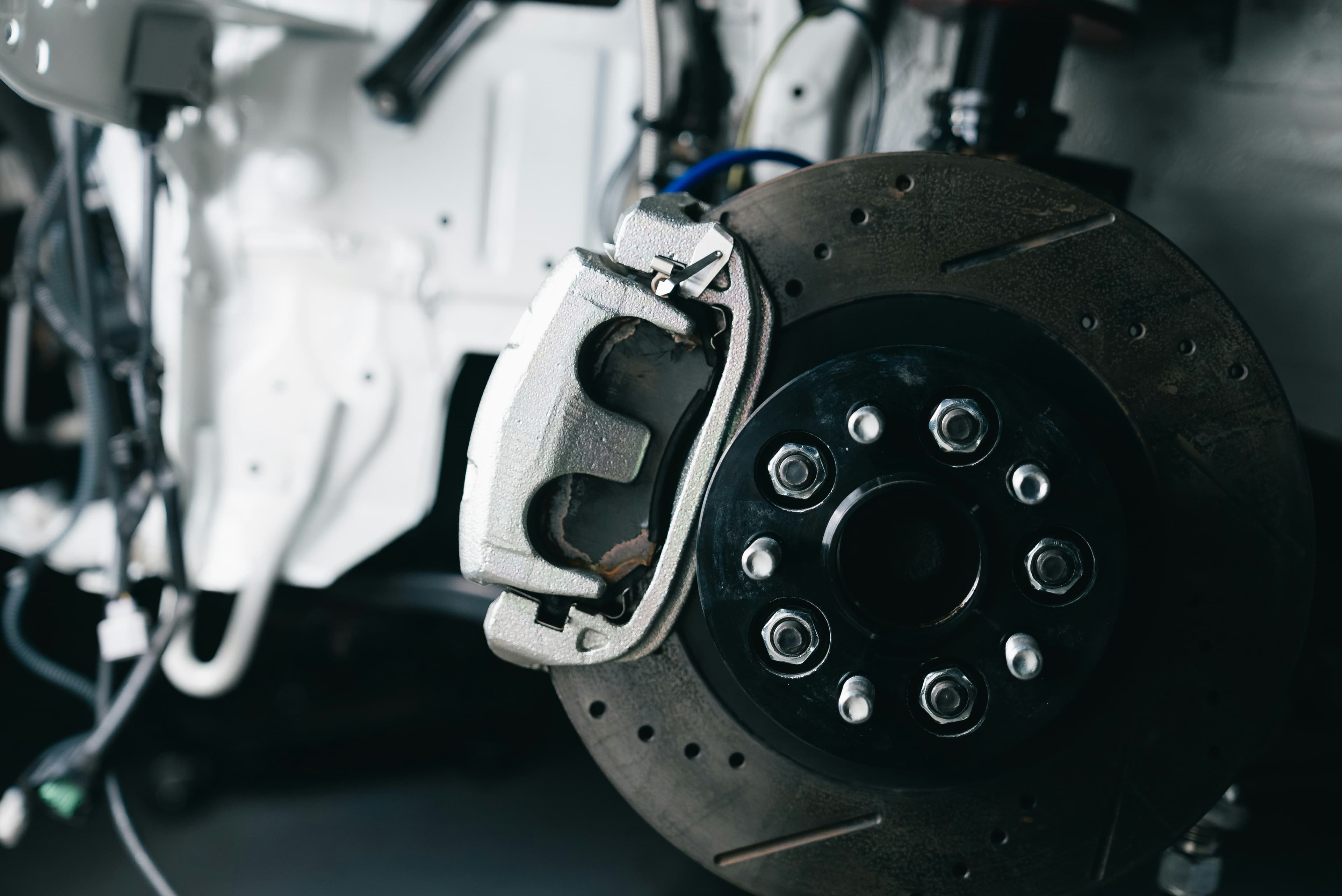 5 Brake Warning Signs You Shouldn't Ignore