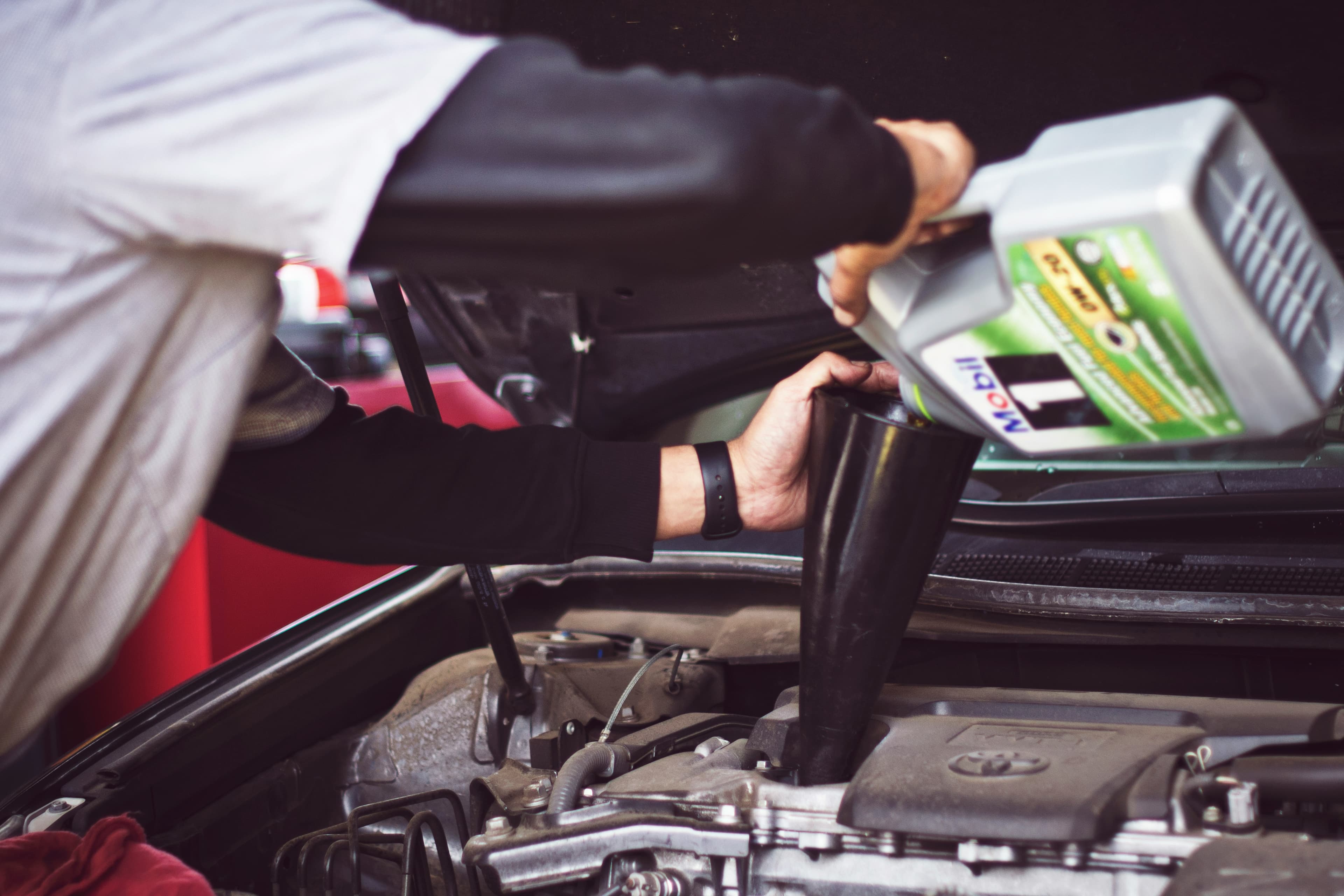 How Often Should You Change Your Oil in Florida Heat